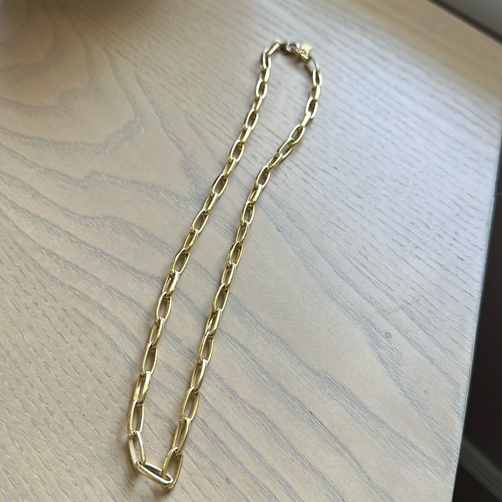 Electric picks necklace